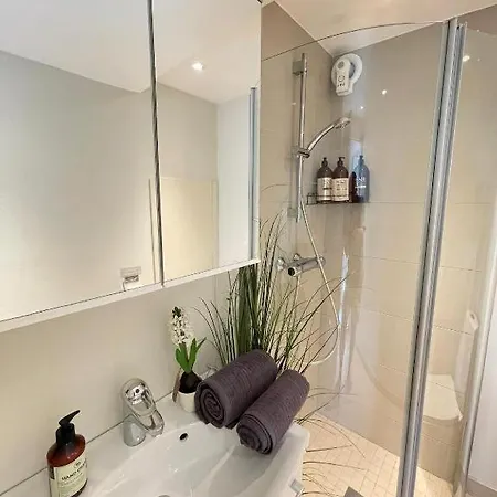 Apartment Fin I Sentrum